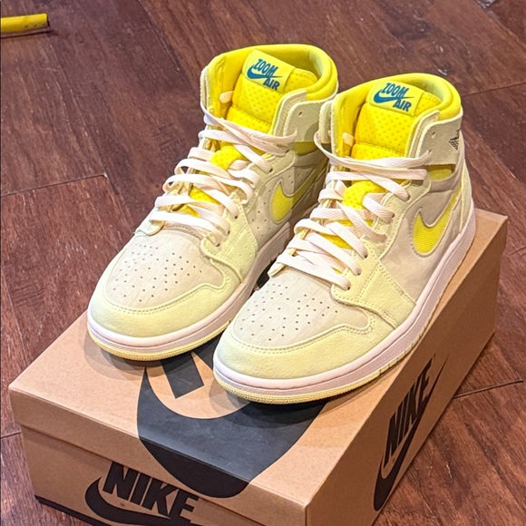 Size 10 Nike Zoom Air High-Tops - Yellow and White (Worn Once) - Picture 5 of 13